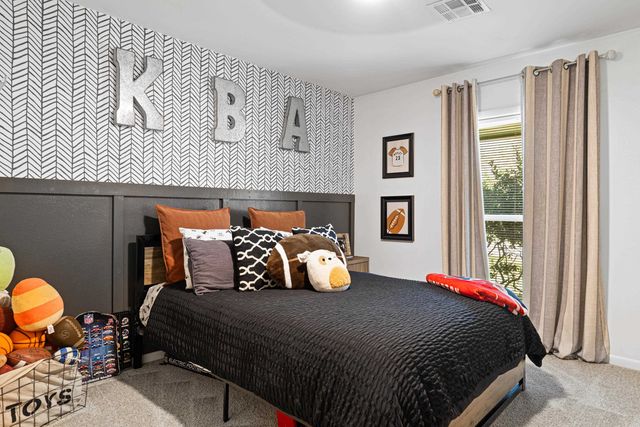 402 Hughes Street, Marshall, TX 75672