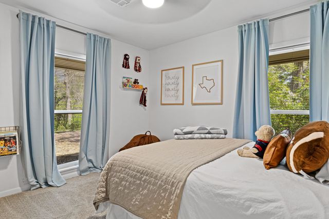 402 Hughes Street, Marshall, TX 75672