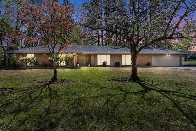 402 Hughes Street, Marshall, TX 75672