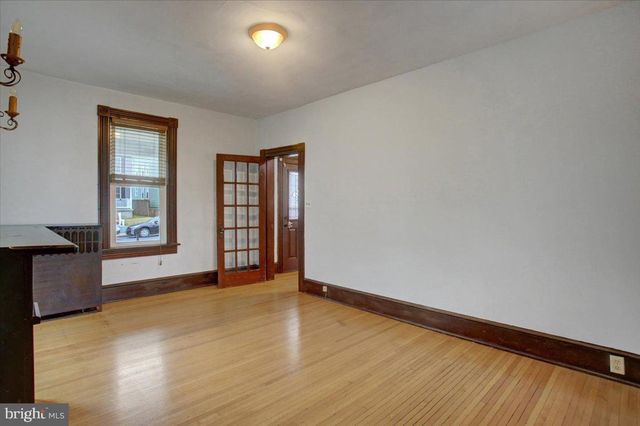 22 VIRGINIA AVE, Brunswick, MD 21716