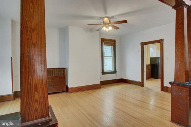 22 VIRGINIA AVE, Brunswick, MD 21716