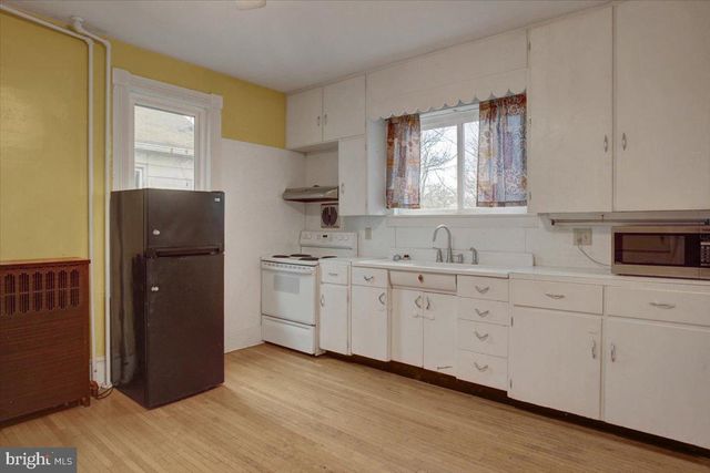 22 VIRGINIA AVE, Brunswick, MD 21716