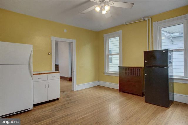 22 VIRGINIA AVE, Brunswick, MD 21716