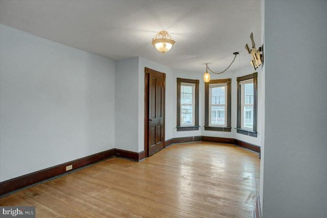 22 VIRGINIA AVE, Brunswick, MD 21716