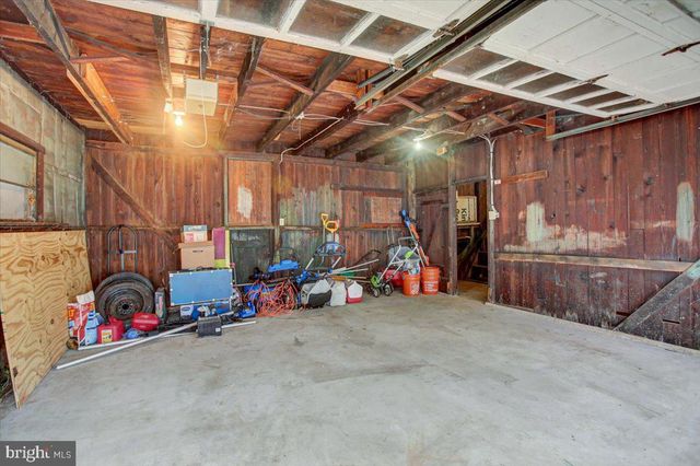 22 VIRGINIA AVE, Brunswick, MD 21716