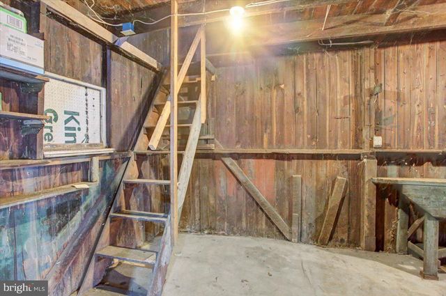 22 VIRGINIA AVE, Brunswick, MD 21716