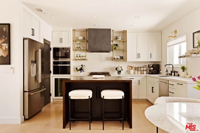 446 San Vicente Boulevard 304, Santa Monica, CA 90402