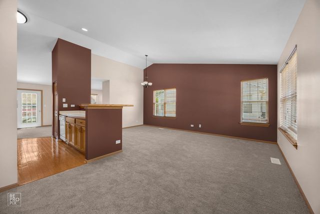 2532 Golf Ridge Circle, Naperville, IL 60563