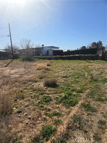 14140 Rodeo Drive, Victorville, CA 92395