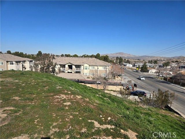 14140 Rodeo Drive, Victorville, CA 92395