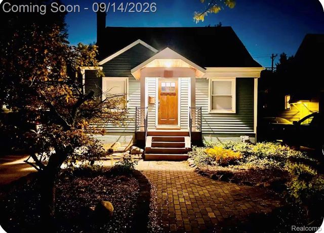 556 Bird Avenue, Birmingham, MI 48009