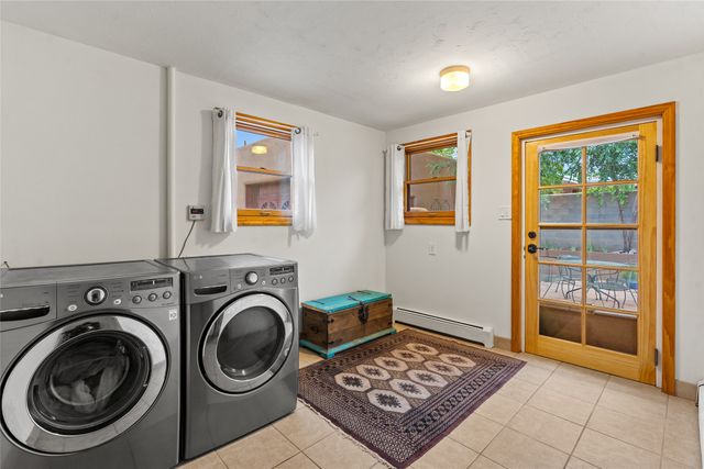 845 Gilmore, Santa Fe, NM 87505