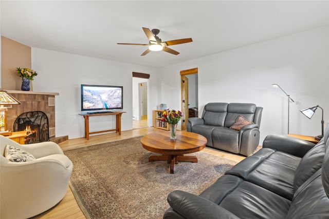 845 Gilmore, Santa Fe, NM 87505