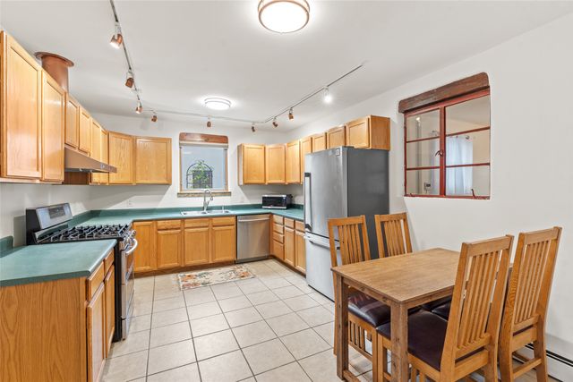 845 Gilmore, Santa Fe, NM 87505
