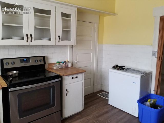 2423 E St Vrain Street, Colorado Springs, CO 80909