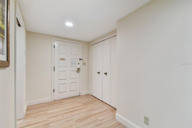 36750 US HIGHWAY 19 N 15305, Palm Harbor, FL 34684