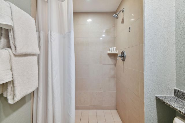36750 US HIGHWAY 19 N 15305, Palm Harbor, FL 34684
