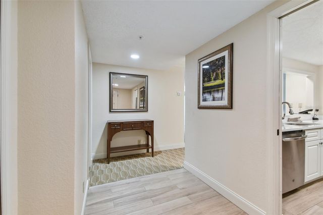 36750 US HIGHWAY 19 N 15305, Palm Harbor, FL 34684