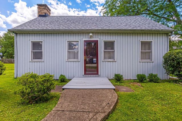 13635 Maple Road NE, Thornville, OH 43076
