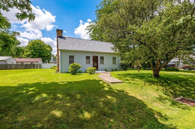 13635 Maple Road NE, Thornville, OH 43076
