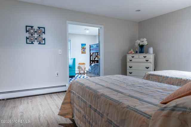15 Monaco Court, Toms River, NJ 08757