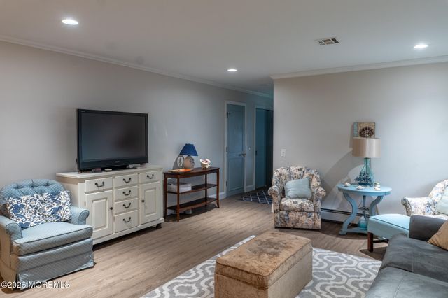 15 Monaco Court, Toms River, NJ 08757