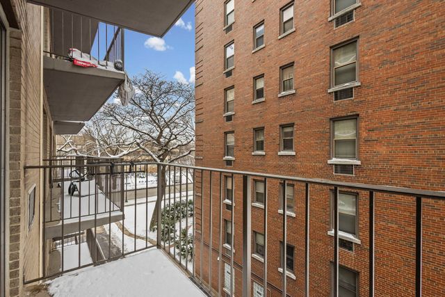 1567 Ridge Avenue 408, Evanston, IL 60201