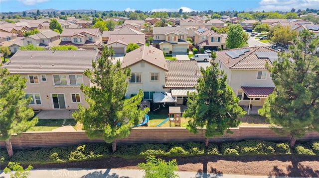 1072 Queen Annes Lane, Beaumont, CA 92223