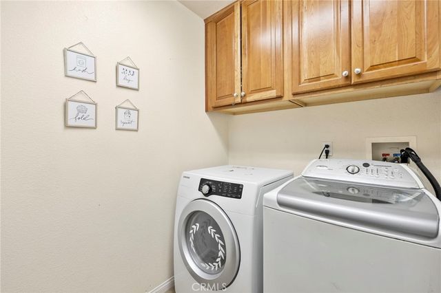 1072 Queen Annes Lane, Beaumont, CA 92223