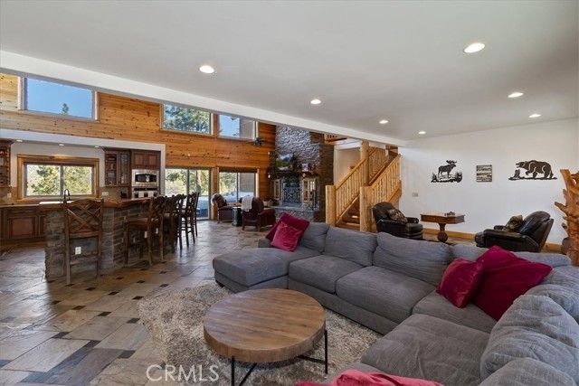 42324 Eagle Ridge, Big Bear Lake, CA 92315