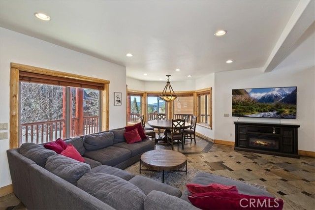 42324 Eagle Ridge, Big Bear Lake, CA 92315