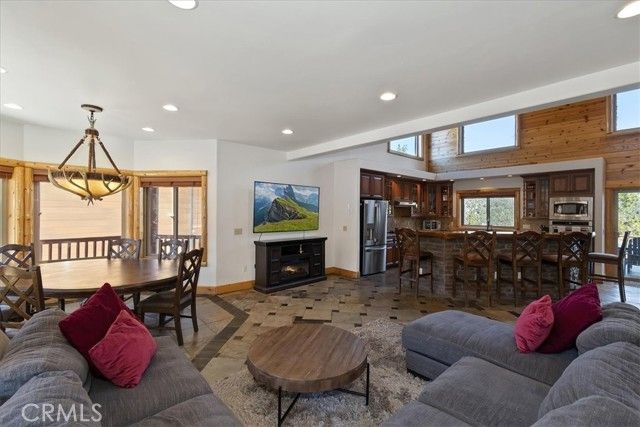 42324 Eagle Ridge, Big Bear Lake, CA 92315