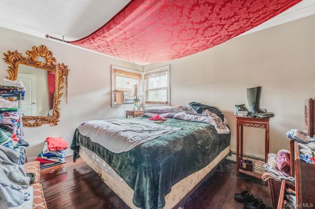 288 Nassau Road, Huntington, NY 11743