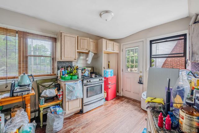 288 Nassau Road, Huntington, NY 11743