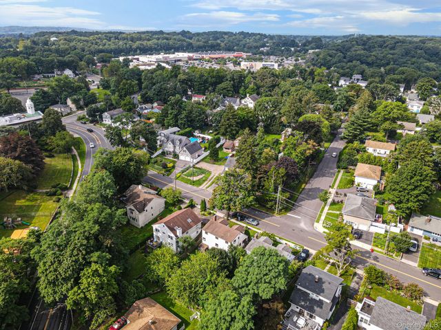 288 Nassau Road, Huntington, NY 11743