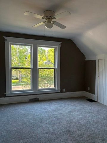 3770 University Avenue, Des Moines, IA 50311