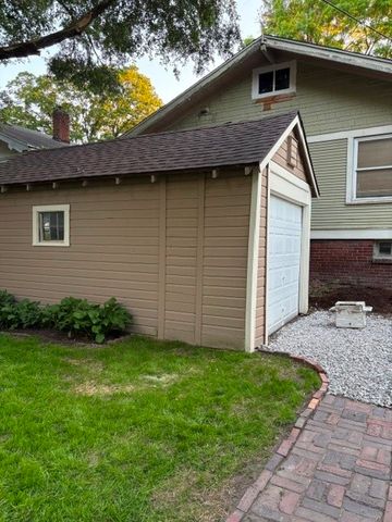 3770 University Avenue, Des Moines, IA 50311