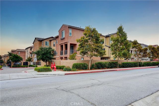 2878 Foxtail, Pomona, CA 91767