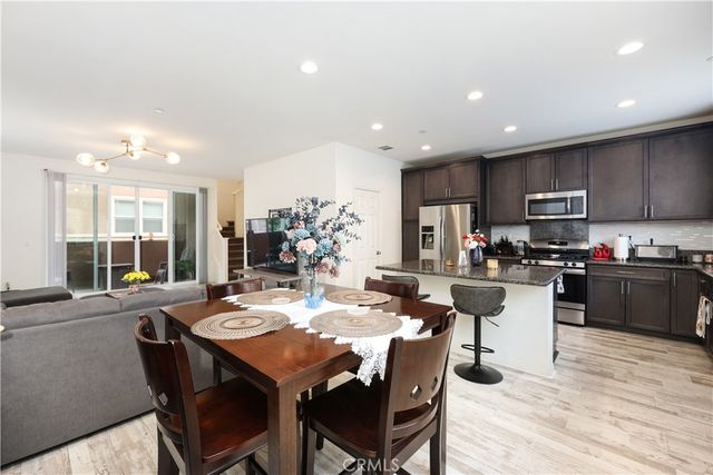 2878 Foxtail, Pomona, CA 91767