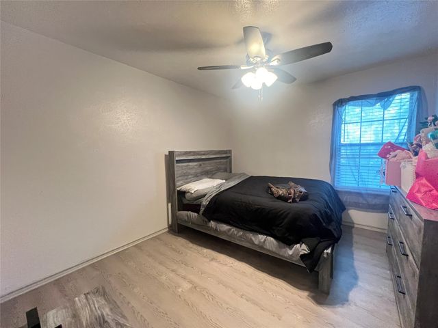 1108 N Elm Street 6, Denton, TX 76201