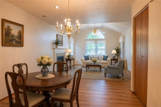 23 Ashford Dr, Cranberry Twp, PA 16066