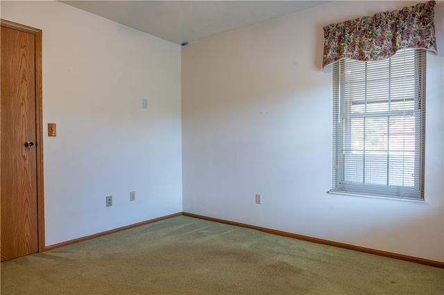 23 Ashford Dr, Cranberry Twp, PA 16066