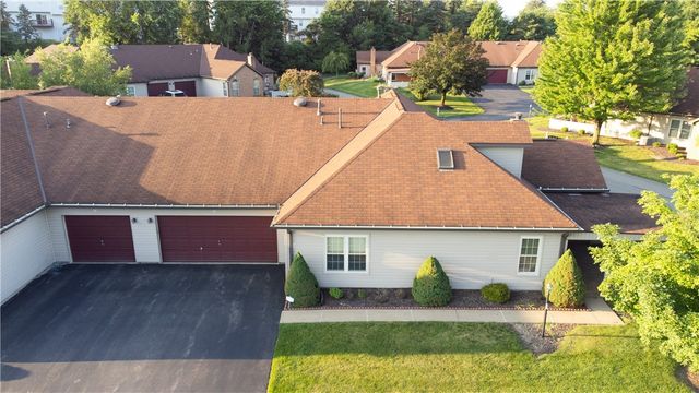 23 Ashford Dr, Cranberry Twp, PA 16066