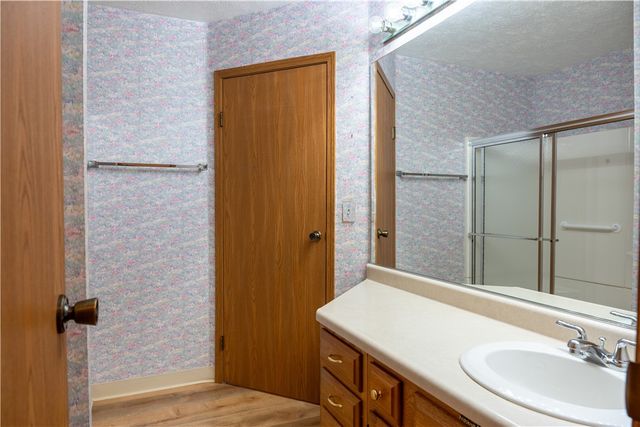 23 Ashford Dr, Cranberry Twp, PA 16066