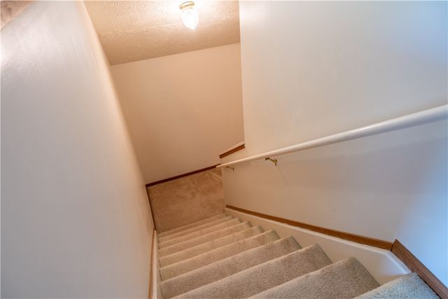 23 Ashford Dr, Cranberry Twp, PA 16066