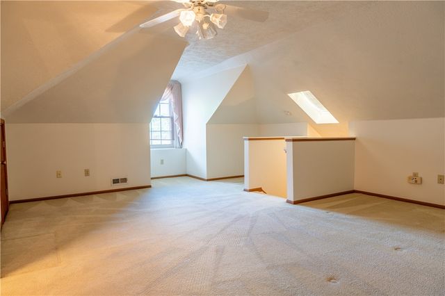 23 Ashford Dr, Cranberry Twp, PA 16066