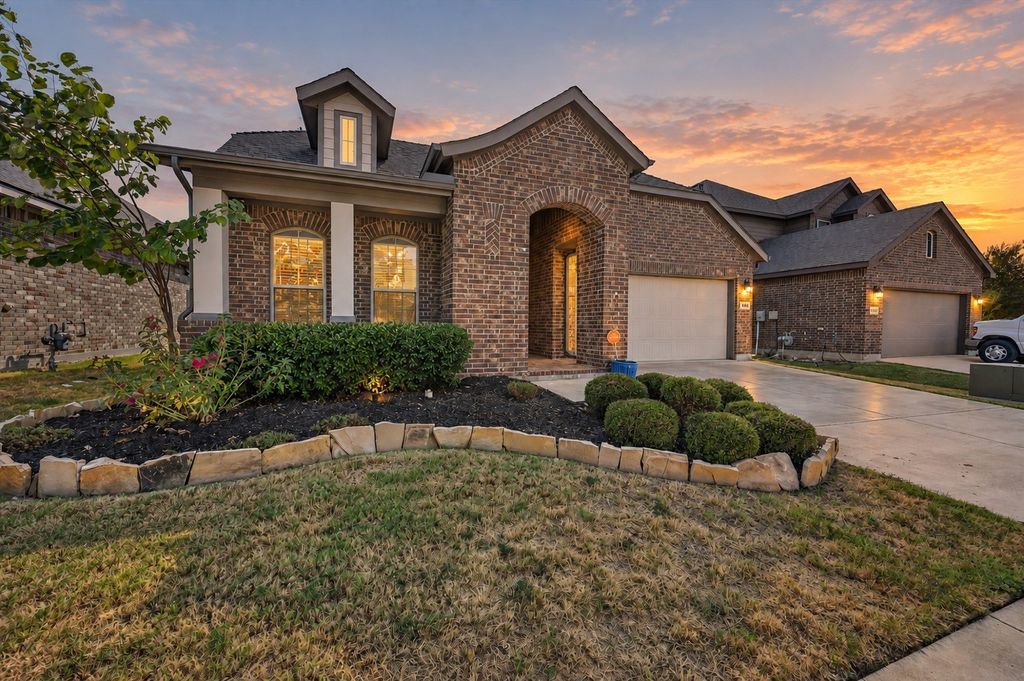 904 Dove Cove, Argyle, TX 76226