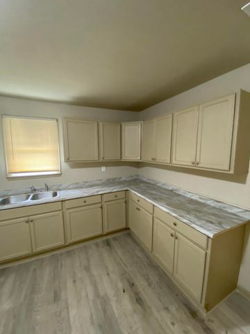 3999 Richard Gordon Hatcher Boulevard, Gary, IN 46408
