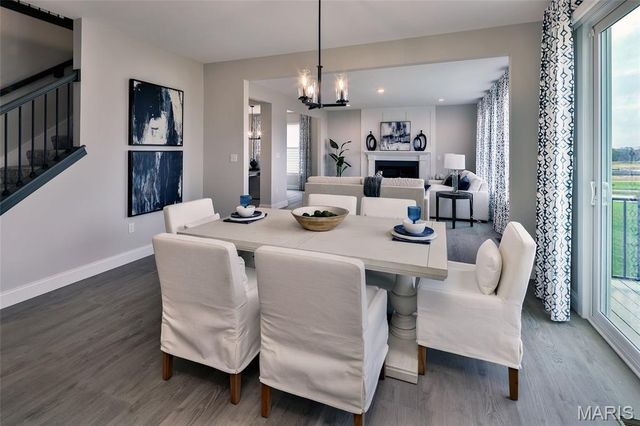 430 Farmhouse Drive, O'fallon, MO 63385