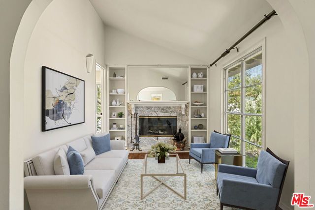 512 N Palm Drive, Beverly Hills, CA 90210